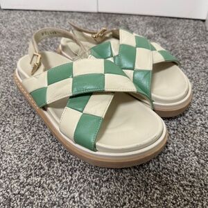 ALOHAS Marshmallow Scacchi Sandals  Ivory + Evergreen Size 7.5/38 Checkered